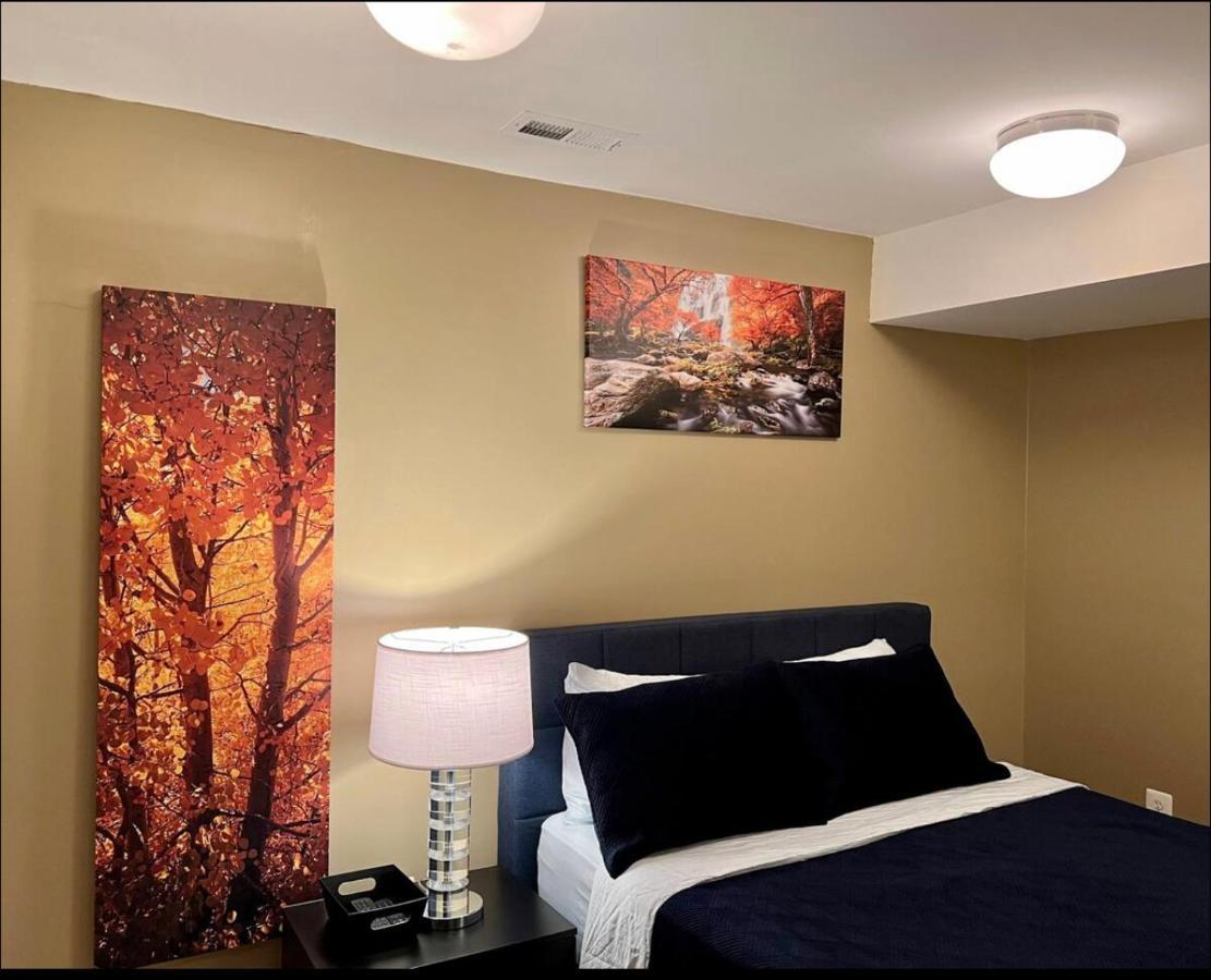 Van Gogh Guest Rm#6 • Van Gogh 6- Private Bsmt Rm In Single Family Home Rosedale Extérieur photo
